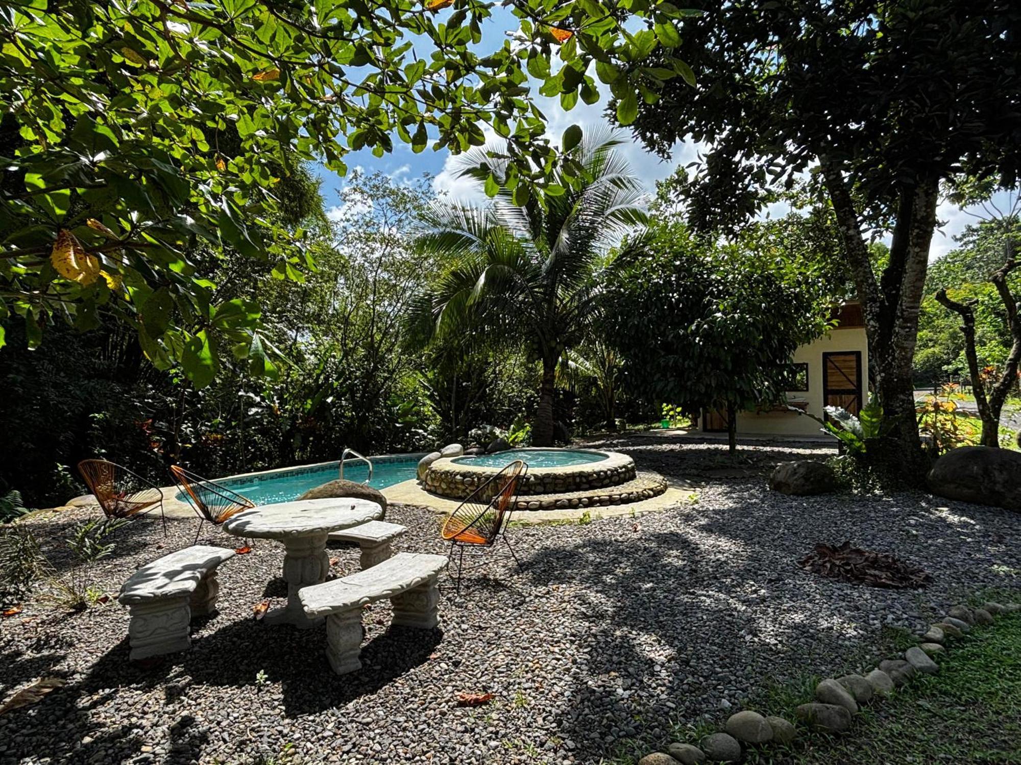 Bamboo River Lodge Horquetas Exterior photo
